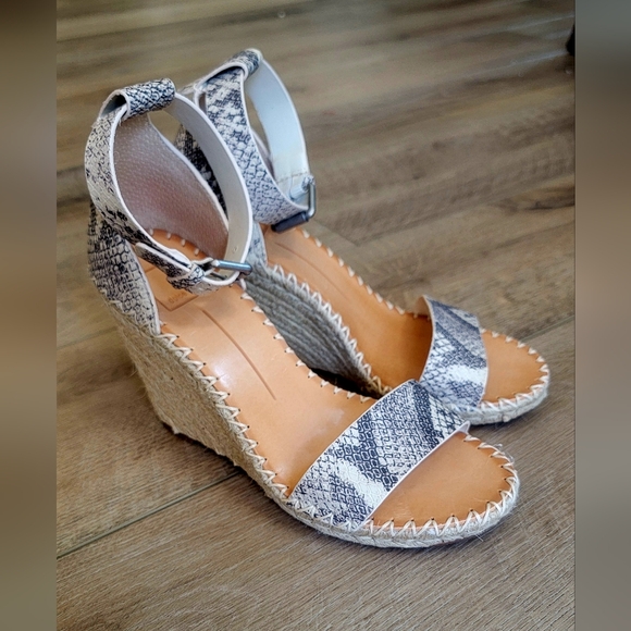 DOLCE VITA Women's Size 8 Noor Wedge Sandal Snake Print Leather. Espadrille - Picture 5 of 11